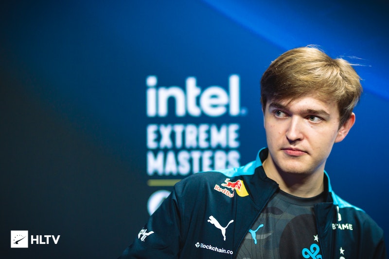 LoL Esports官方：Xiaohu选手八次打进世界赛，仅缺席2020年S赛